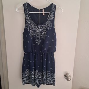 Xhilaration Romper (XS)